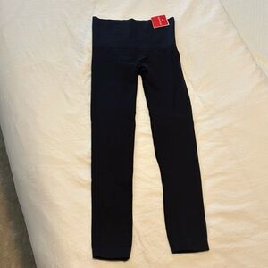 NWT SPANX Look At Me Now Leggings